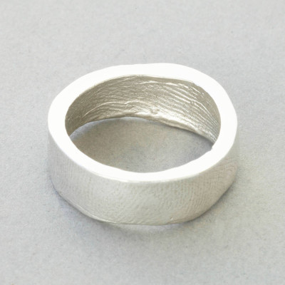 18ct White Gold Bespoke Fingerprint Ring - Handcrafted & Custom-Made