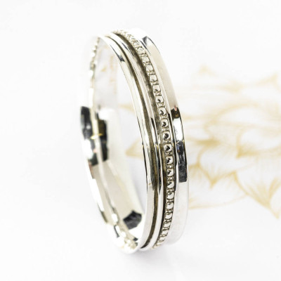 Maharani Silver Spinning Ring - Handcrafted & Custom-Made