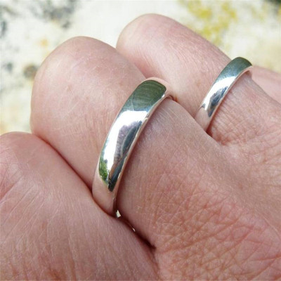 Silver Comfort Fit Wedding Ring Set - Handcrafted & Custom-Made