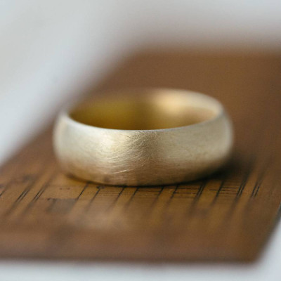 Wide Gents Soft Pebble Wedding Ring 18ct Gold - Handcrafted & Custom-Made